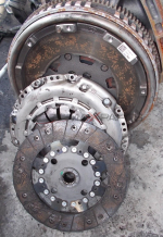 Съединител комплект за NISSAN QASHQAI 1.5 DCI Clutch kit 301010007R 30205041R 123108271R