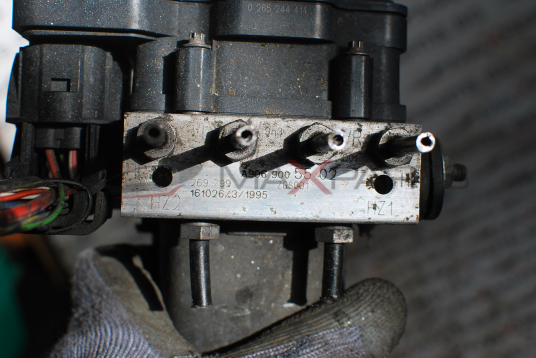 ABS модул за Mercedes-Benz Sprinter A 906 900 55 02 0265956378