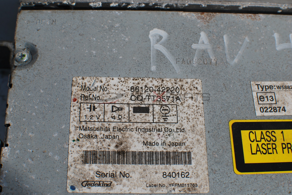 CD радио за TOYOTA RAV 4 86120-42220