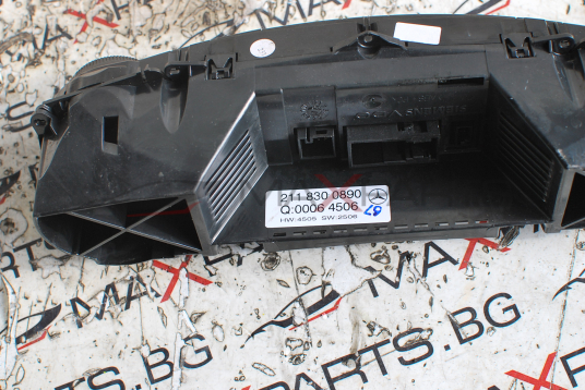 Клима управление за Mercedes-Benz E-Class 211 830 0890