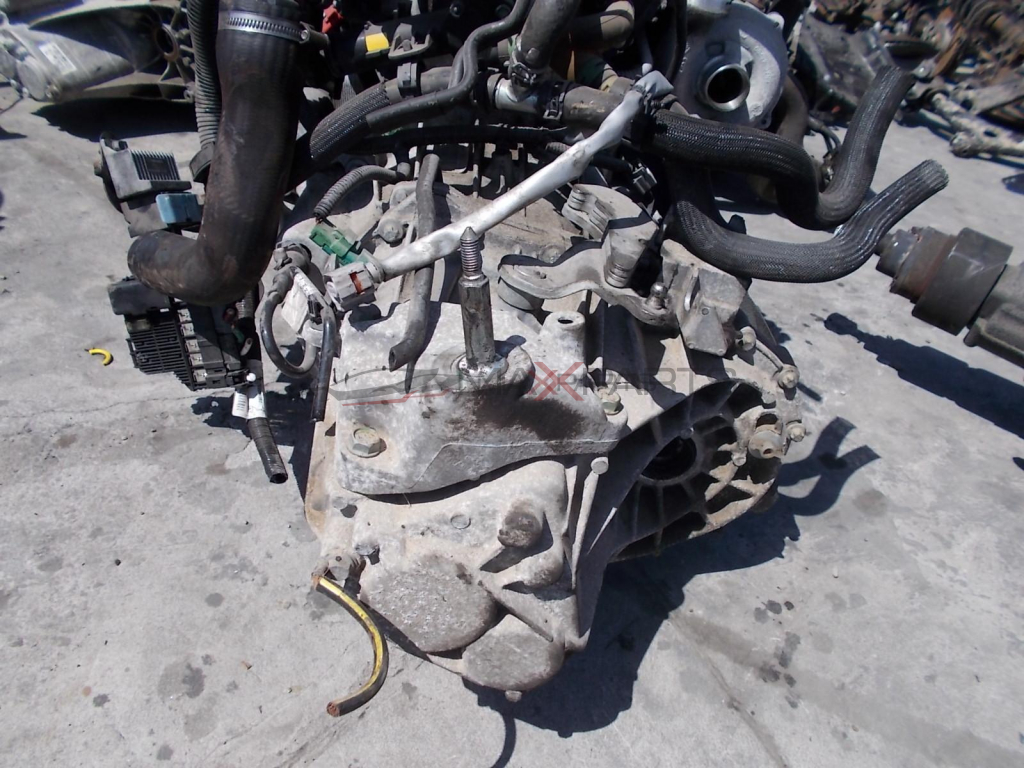 Скоростна кутия за NISSAN QASHQAI 1.5 DCI 6 SPEED MANUAL GEARBOX 8201010268  32010JD50A