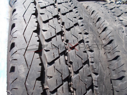 4бр. гуми BRIDGESTONE DURAVIS 215/70R15 C  DOT 2111