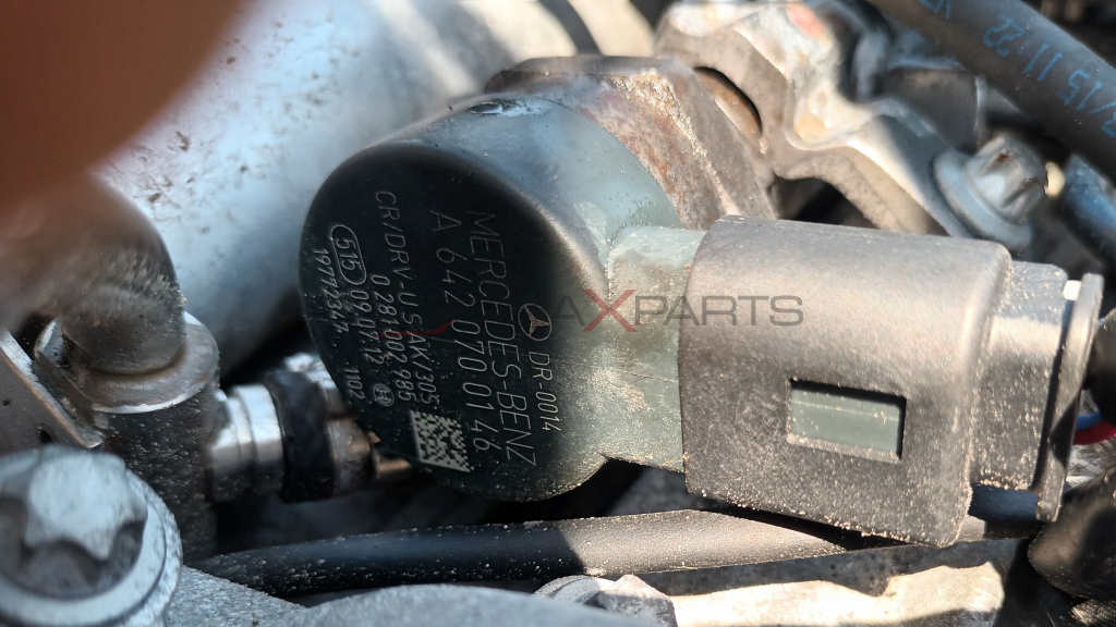 РЕГУЛАТОР НАЛЯГАНЕ W221 S 350 CDI 303 0281082285 46420700146