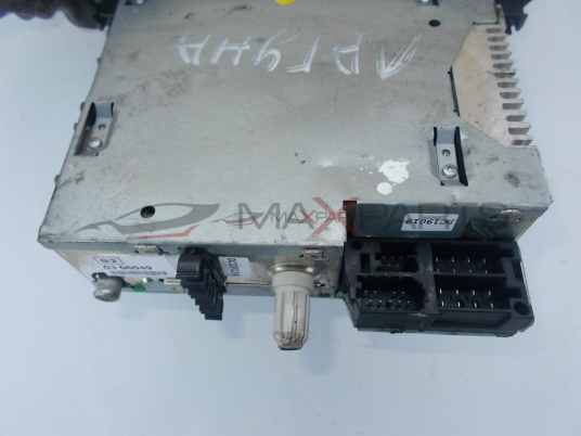 Радио CD player за RENAULT LAGUNA 281150013R 281150013RT