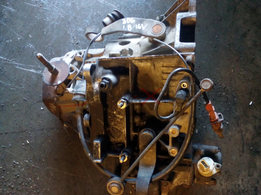 PEUGEOT 306 1.8 16V MANUAL GEARBOX
