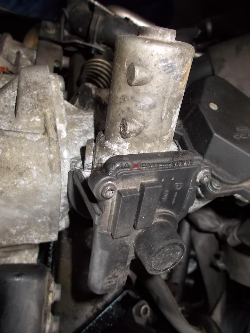 EGR клапан за VW CRAFTER 2.5 TDI EGR VALVE 076131501B 076 131 501 B