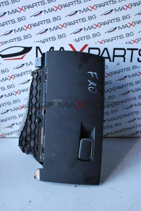 Жабка за BMW F20