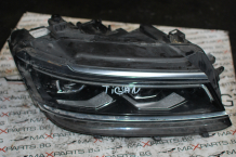 Десен фар за Volkswagen Tiguan R-Line 0301101636 5NC941082A