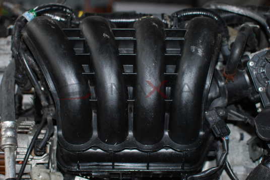 Всмукателен колектор за Mazda 3 2.0I