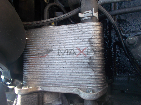 Топлообменник за Mercedes Benz ML270 W163 2.7CDI OIL COOLER A6131880101