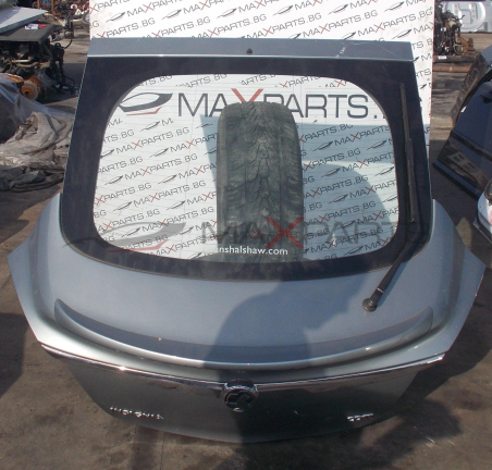 Заден капак за Opel Insignia Rear Cover ЦЕНАТА Е ЗА НЕОБОРУДВАН