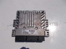 Компютър за Dacia Duster 1.5 DCI Diesel Engine ECU 237102440R SID306 S180095107A