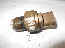 Датчик налягане на гориво за NISSAN NAVARA 2.5 fuel pressure sensor DENSO 6130