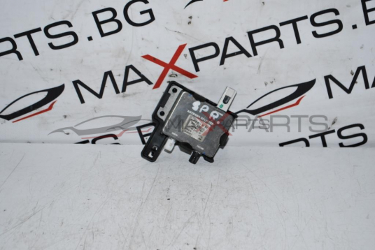 Антенен усилвател разклонител за MERCEDES SPRINTER  W906 2.2CDI           A463 820 37 89