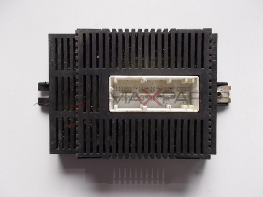Управляващ модул светлини за BMW E60  6941589 LIGHTS CONTROL MODULE