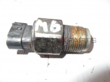 Датчик налягане на гориво за MAZDA 6 2.0D fuel pressure sensor DENSO 6110