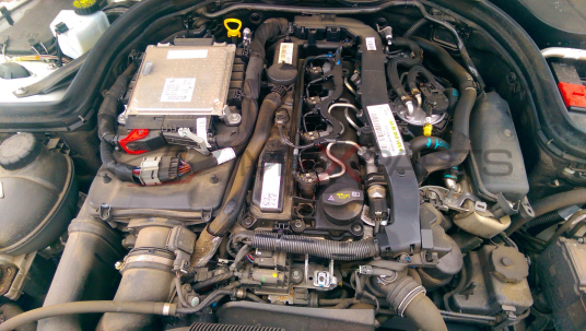 MERCEDES 651 ENGINE ..C KLASSA  ДВИГАТЕЛЯ ПРОАДДЕН ЦЯЛОТО ОБУРУДВАНЕ НАЛИЧНО