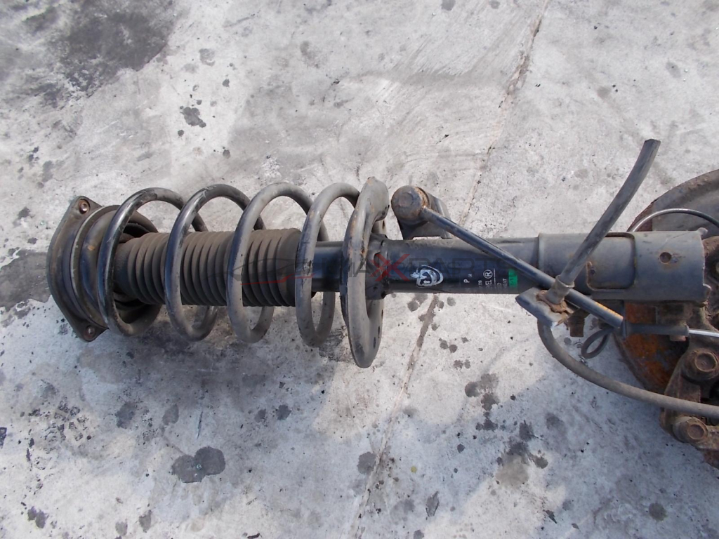 Преден десен амортисьор за NISSAN QASHQAI  1.5 DCI front right Shock absorber