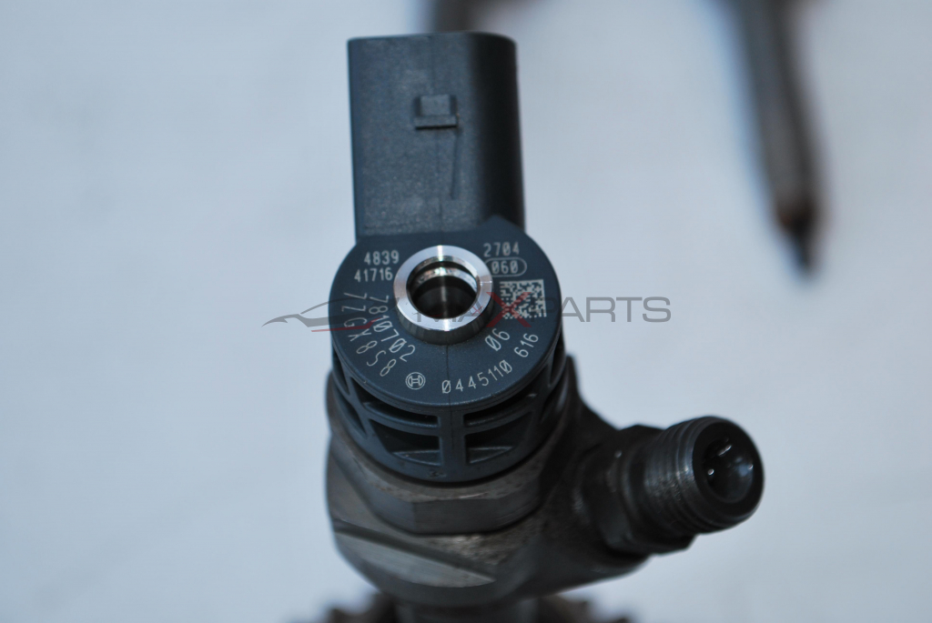 Дюзи BOSCH за BMW F20 2.0D  7810802 06  7ZGX858  0445110 616
