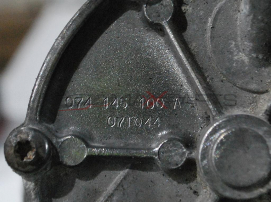 Вакуум помпа за VW CRAFTER 2.5TDI     074 145 100 A