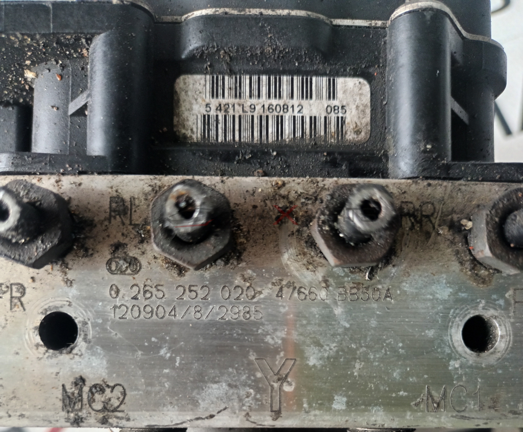 ABS NISSAN QASHQI  5 421 L9 160812 085  0 265 252 020  47660 BB30A  120904/8/2985  265 951 849  085 20820 R0193  629