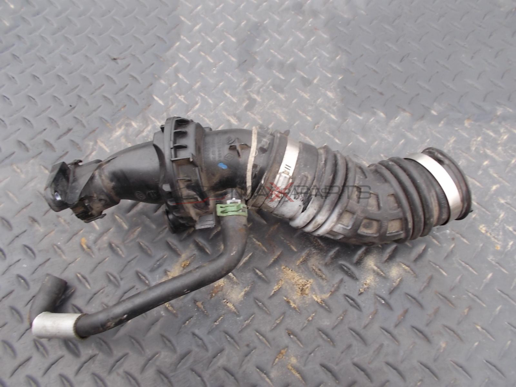 Въздуховод турбо за NISSAN QASHQAI 1.6DCI TURBO HOSE 165761844R