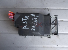 Бушонно табло за OPEL ASTRA J 2.0 CDTI  Fuse box 13222786