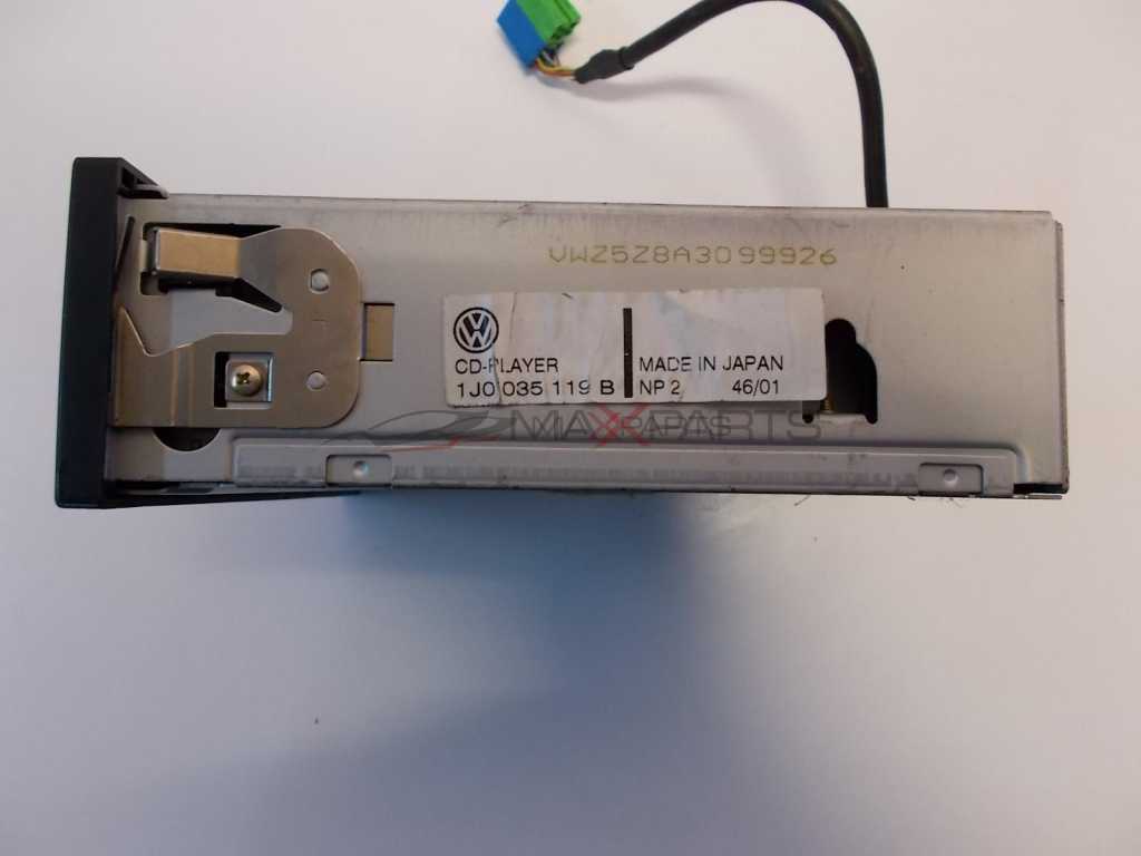 GOLF 4   CD PLAYER 1J0035119B