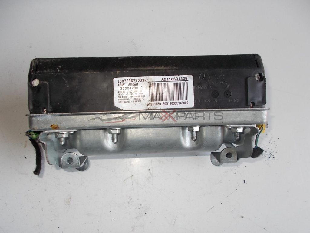 E CL W 211 PASSENGER AIRBAG    A2118601305