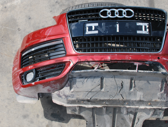 Предна броня за AUDI Q7 за части