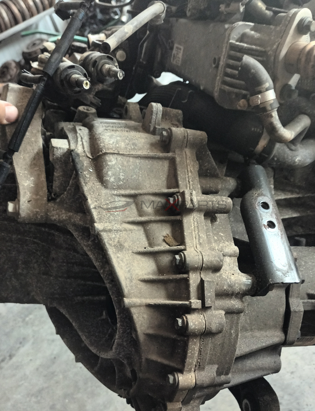 СК КУТИЯ 4X4 VOLVO XC60 2.4 D 5 215  P S MANUAL 1285039 CG9R 7002 KB