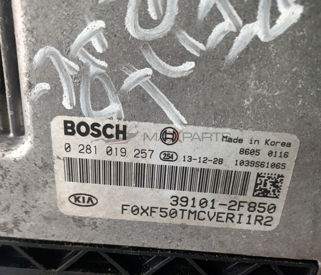 КОМПЮТЪР KIA SORENTO 2.2D 12113114  19109  BOSCH  Made in Korea  0 281 019 257 254 13-12-28  8605 0116 1039S61065  KIA  39101-2F850 FOXF50TMCVERI1R2  BOSCH  I  Made in Korea  8605 0116  0 281 019 257 254 13-12-28 1039561065  KIA  39101-2F850 FOXF50TMCVERI