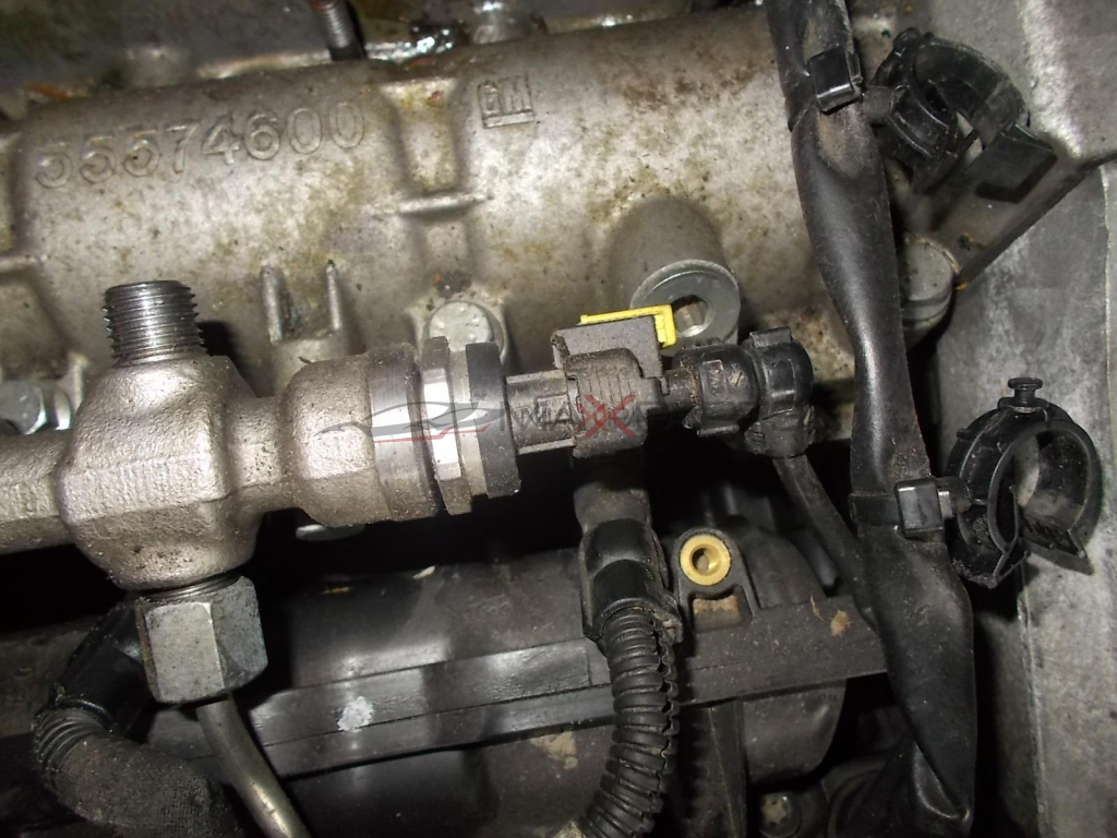 Датчик налягане на гориво за OPEL ASTRA J 2.0CDTI fuel pressure sensor 0281006158