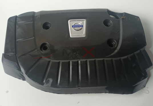 КОРА НАД ДВИГАТЕЛ VOLVO XC60 2.4D