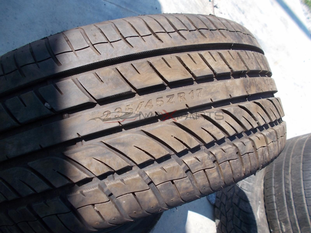 2бр. гуми Evergreen EU72 97W 235/45ZR17 DOT2615