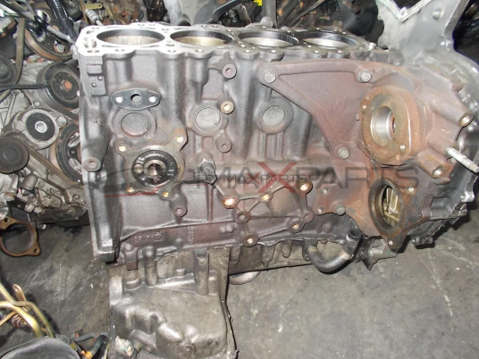 Двигателен блок за NISSAN NAVARA 2.5 DCI YD25