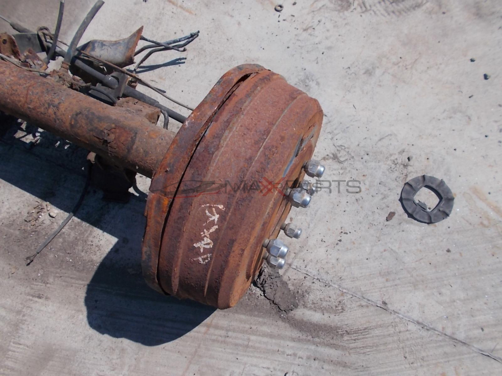 NAVARA 2004 2.5 TDI 133 Hp