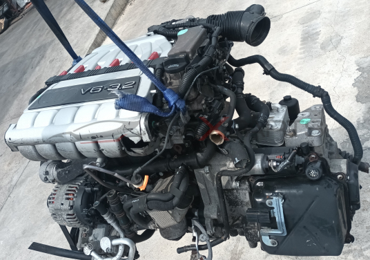 ДВИГАТЕЛ BUB 3.2  GOLF V 4MOTION  3.2 r32 v6 24v