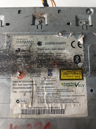 RADIO MODULE W 221 MERCEDES HARMAN BECKER AUTOMOTIVE SYSTEM  9031IWOC1398182  ID : 4302 A 221 900 47 04 ZGS ( ZB ) : 001 EC : 125 A 221 901 65 00 ZGS ( HW ) : 002 11/43 A 221 902 27 03 ZGS ( SW ) : 001 11/42/01  Version : CE ECE Q02  Type : Serial No .:  