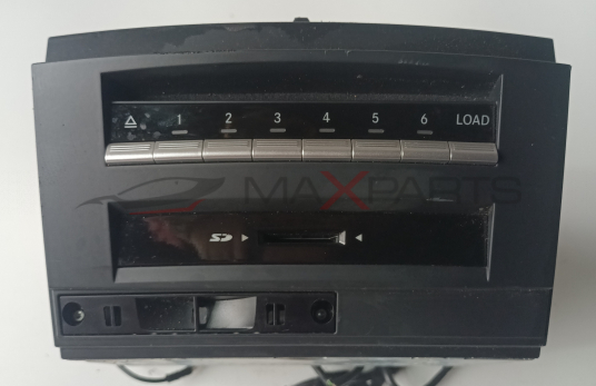 RADIO MODULE W 221 MERCEDES HARMAN BECKER AUTOMOTIVE SYSTEM  9031IWOC1398182  ID : 4302 A 221 900 47 04 ZGS ( ZB ) : 001 EC : 125 A 221 901 65 00 ZGS ( HW ) : 002 11/43 A 221 902 27 03 ZGS ( SW ) : 001 11/42/01  Version : CE ECE Q02  Type : Serial No .:  