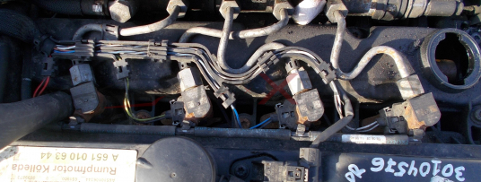 4 броя дюзи за Mercedes Benz Sprinter W906 2.2CDI FUEL INJECTORS A6510700587