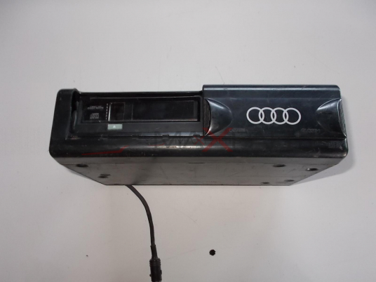 Audi A4 A6 oem factory FRONT LOAD CD changer 4D0035111