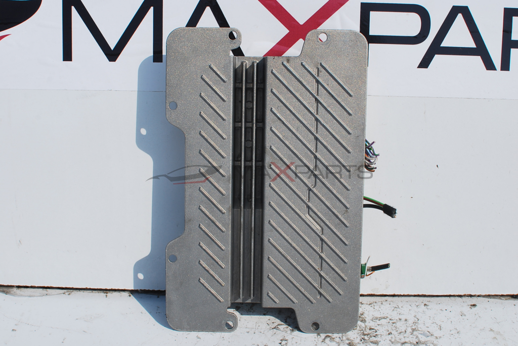 Усилвател за Jaguar XE HK62-19C164-AD