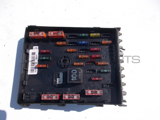 Бушонно табло за VW PASSAT 6 FUSE BOX 3C0937125