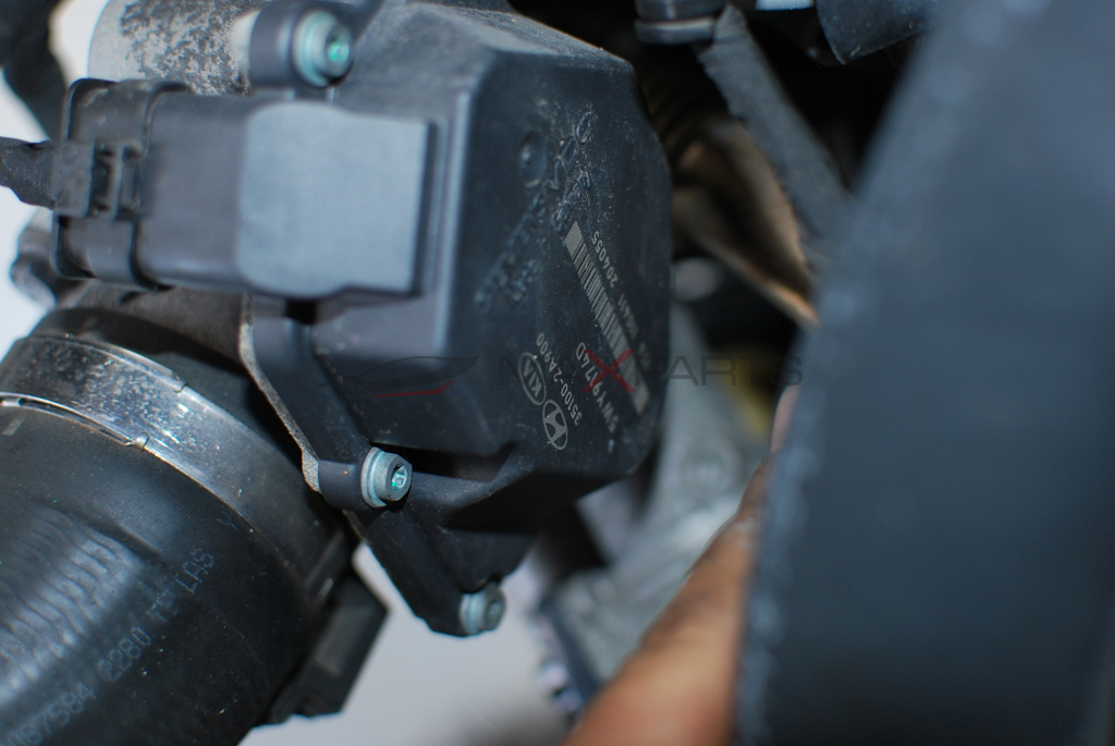 Дроселова клапа за Kia Sportae 1.7CRDI 35100-2A900