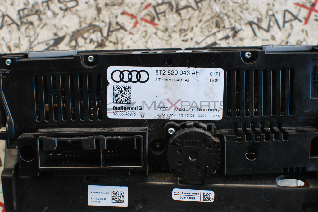 Клима управление за Audi A4 B8 8T2 820 043 AF