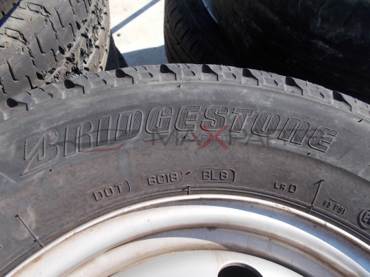 2бр. гуми Bridgestone Duravis 215/70R15C DOT3914