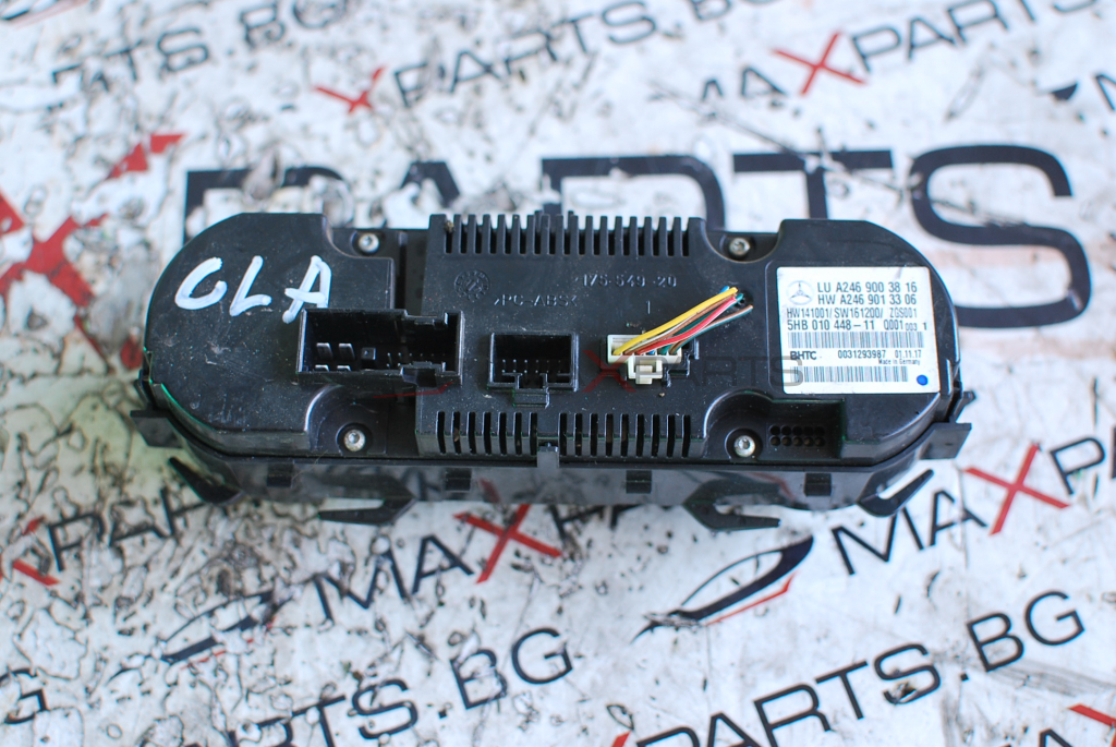 Клима управление за Mercedes-Benz A-Class A 246 900 38 16