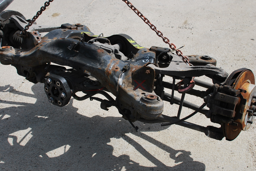 ЗАДЕН МОСТ ИНФИНИТИ Q50