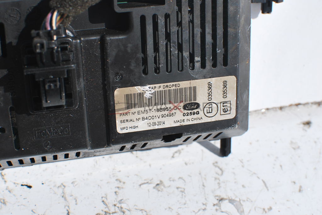 Дисплей за Ford Kuga EM5T-18B955-GC